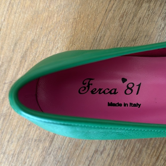 New Made In Italy Ferca 81 Women’s Green Leather Horsebit Hardware Pump Flats - Picture 7 of 7